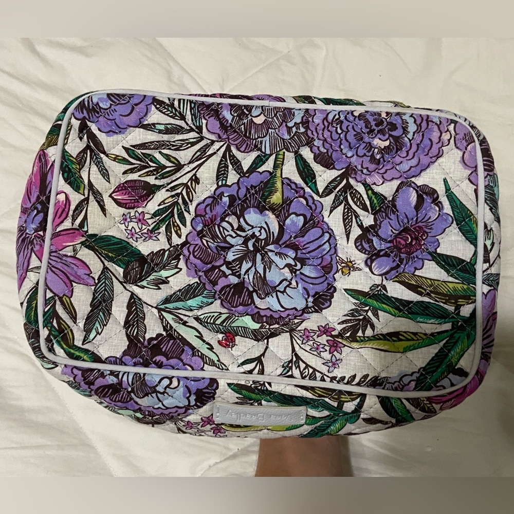 VERA BRADLEY LAVENDER MEADOW ICONIC BRUSH UP COSMETIC CASE - Picture 7 of 12